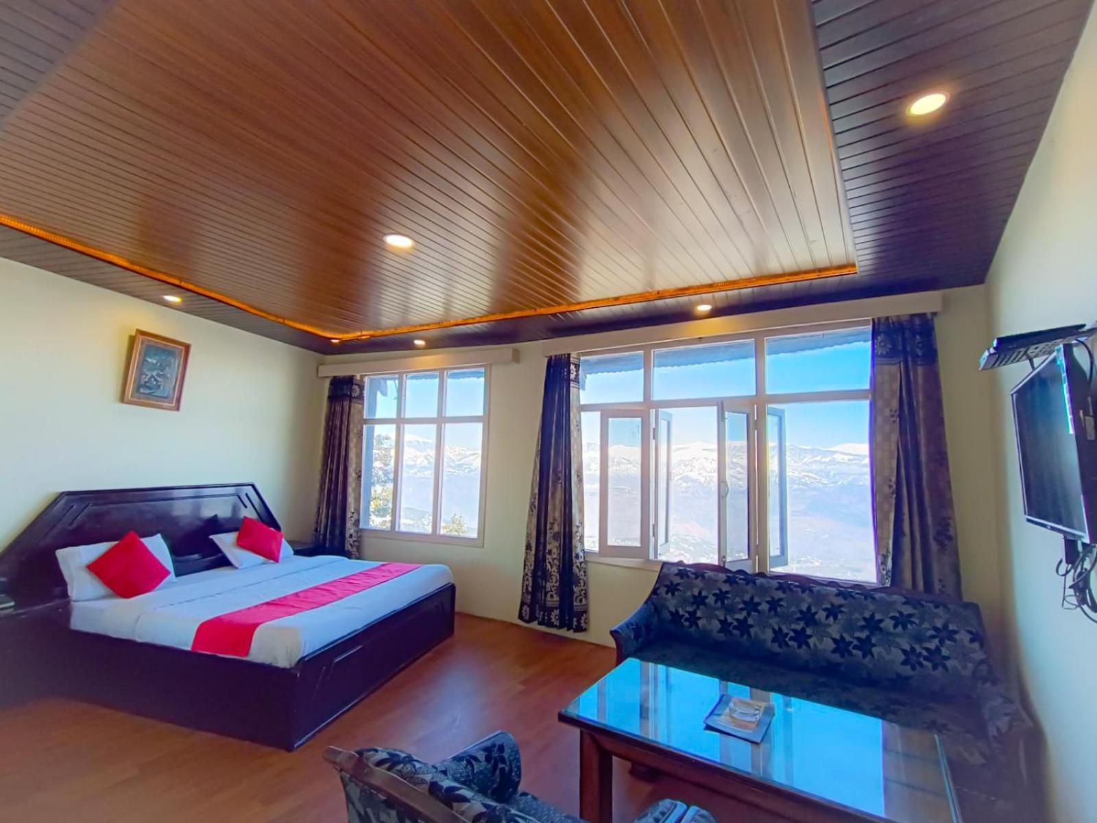 Surya Resort Dalhousie Bagian luar foto